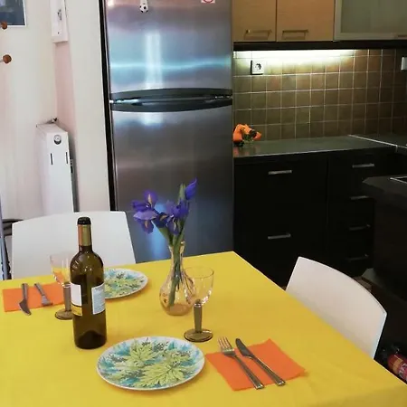 Apartamento Filos Apt. Under Acropolis Atenas